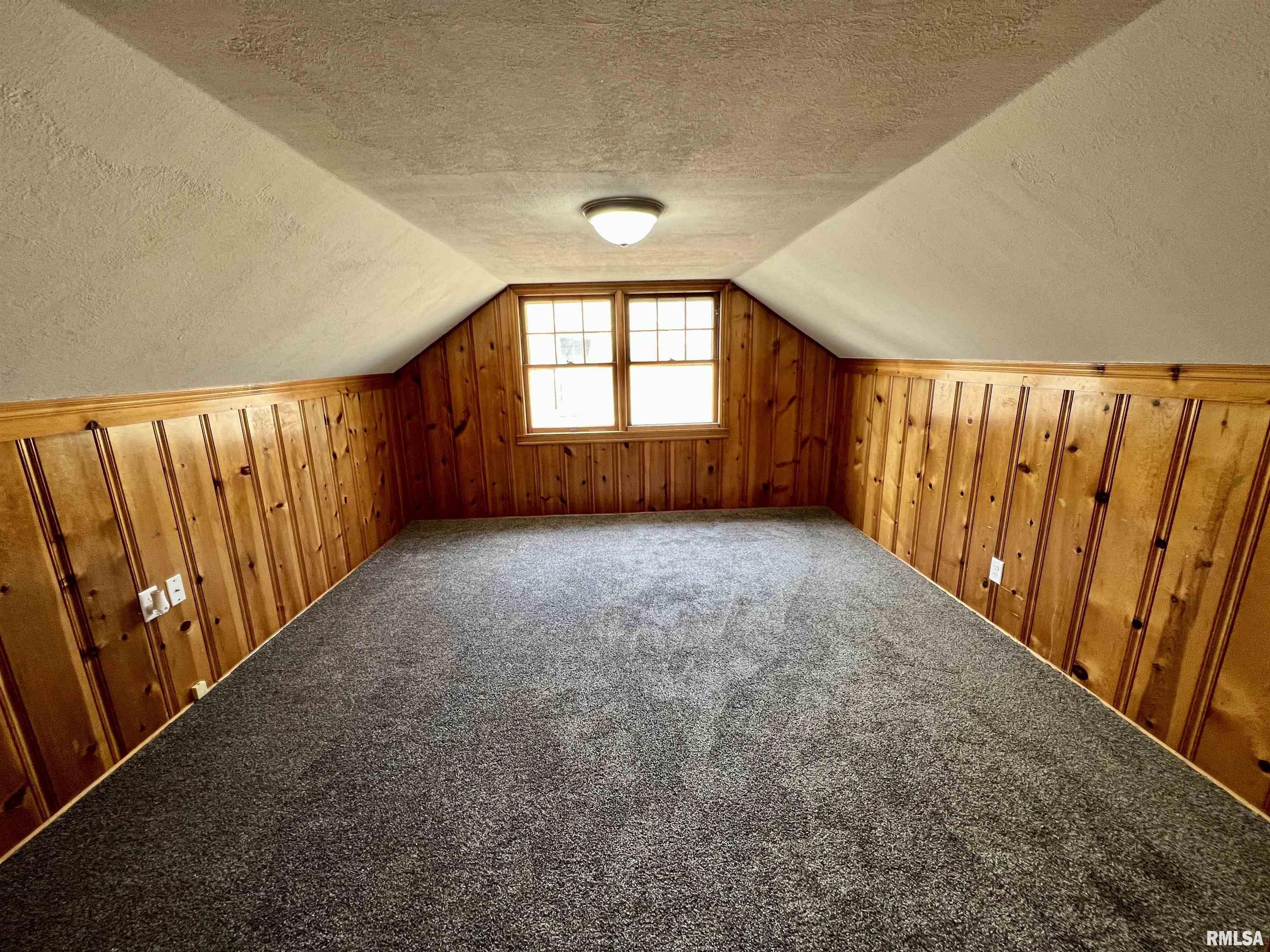 532 28th Avenue Moline, IL 61265 - Photo 12 of 18