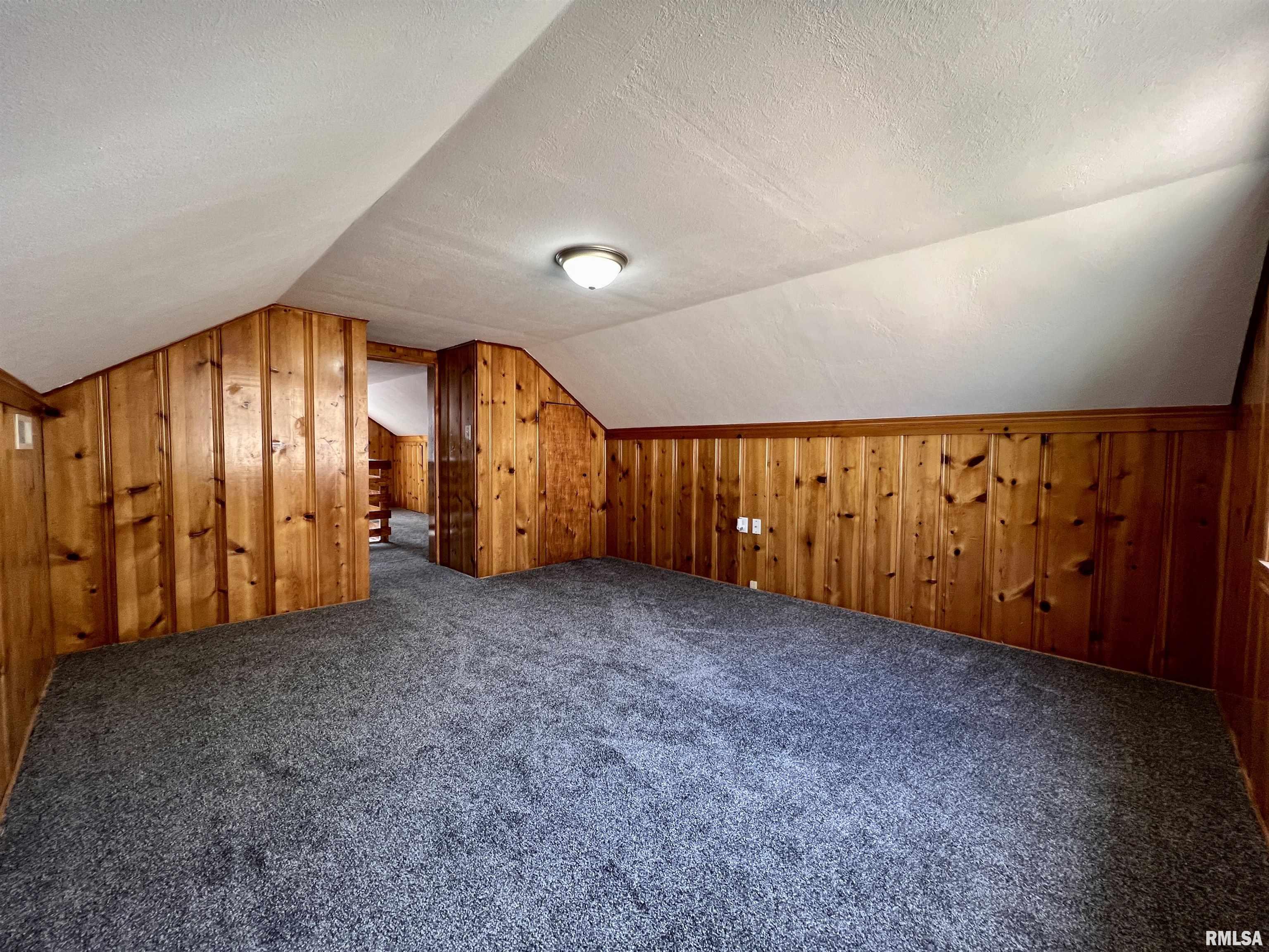 532 28th Avenue Moline, IL 61265 - Photo 13 of 18