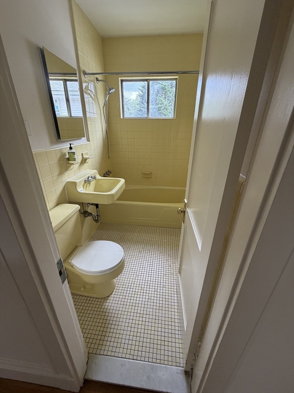 12 Amherst Road Watertown, MA 02472 - Photo 28 of 34