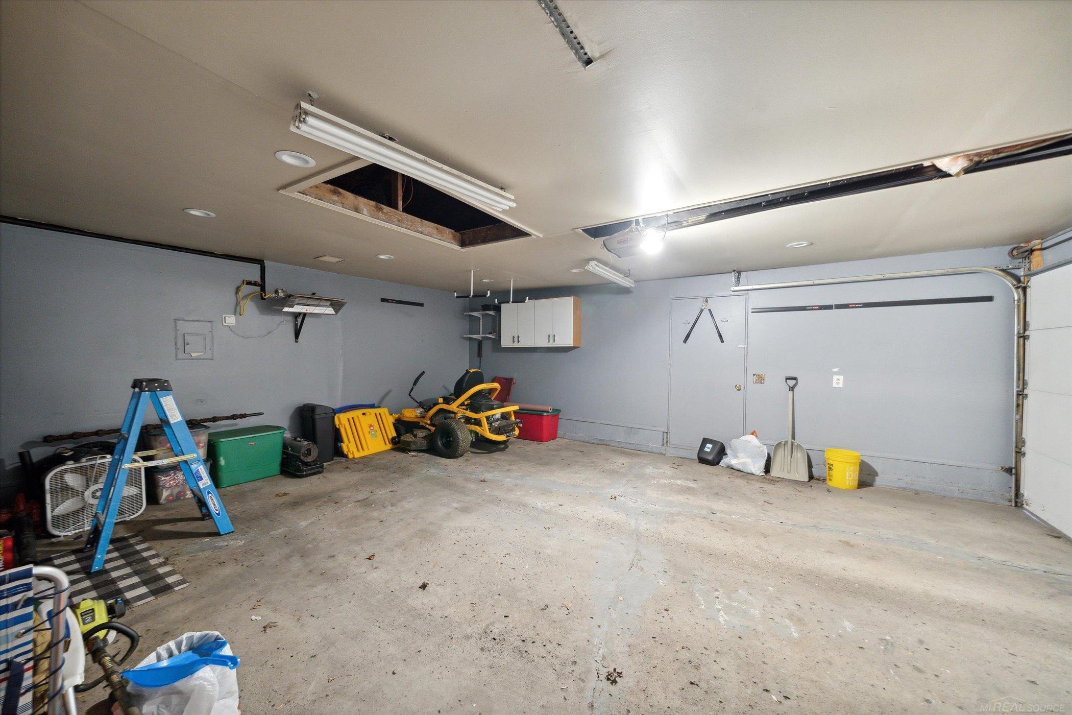 48771 Sugarbush Road New Baltimore, MI 48047 - Photo 28 of 36 50134579-e481fb3f-4b6e-4ae6-93e0-c2574570d5c6.JPG