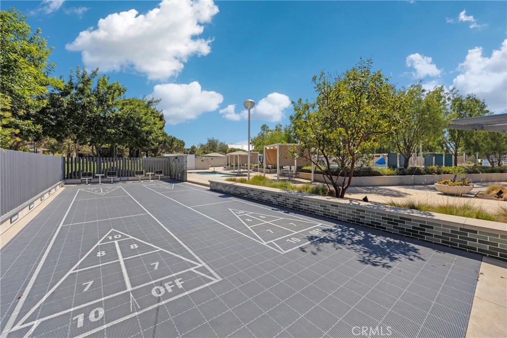 104 Sculpture Irvine, CA 92618 - Photo 34 of 36