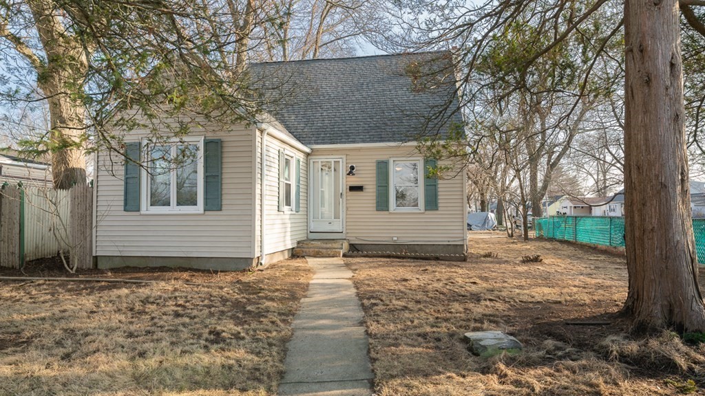 163 St James Boulevard Springfield, MA 01104 - Photo 1 of 16 Gallery Image 1