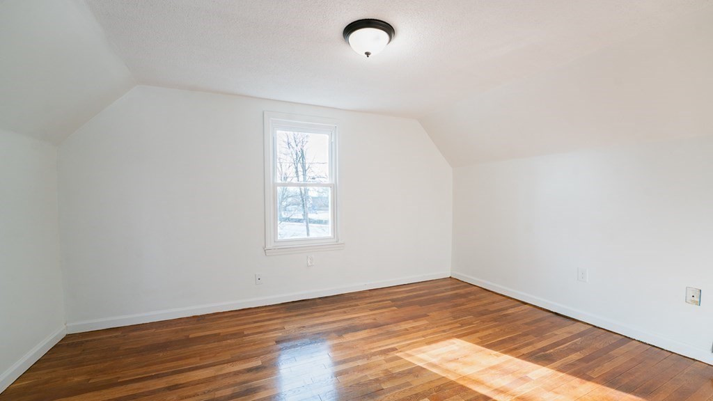 163 St James Boulevard Springfield, MA 01104 - Photo 11 of 16 Gallery Image 11
