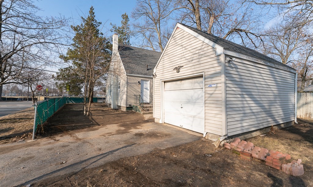 163 St James Boulevard Springfield, MA 01104 - Photo 16 of 16 Gallery Image 16