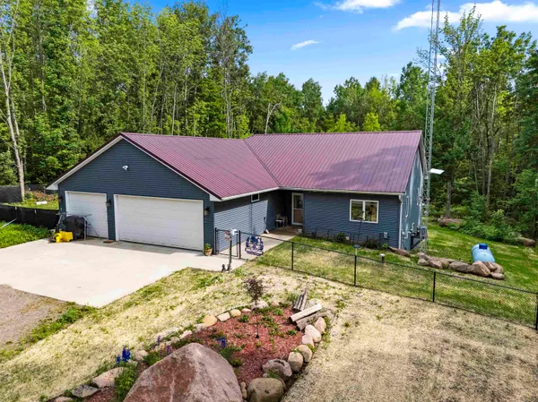 $446,500 | 14533 Joseph Lane, Mountain, WI 54149