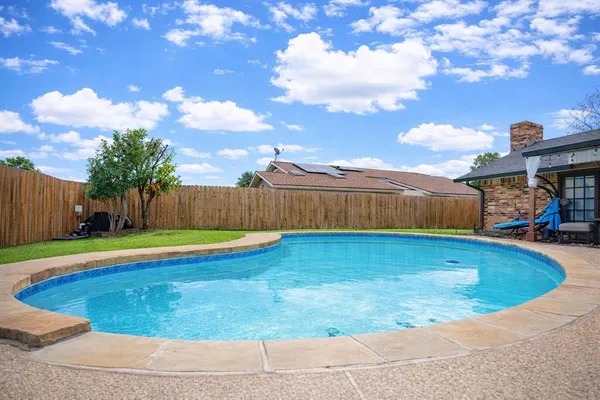 $2,500 | 5334 Heather Glen Drive, Garland, TX 75043