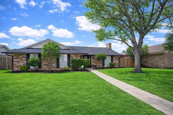 $2,500 | 5334 Heather Glen Drive, Garland, TX 75043