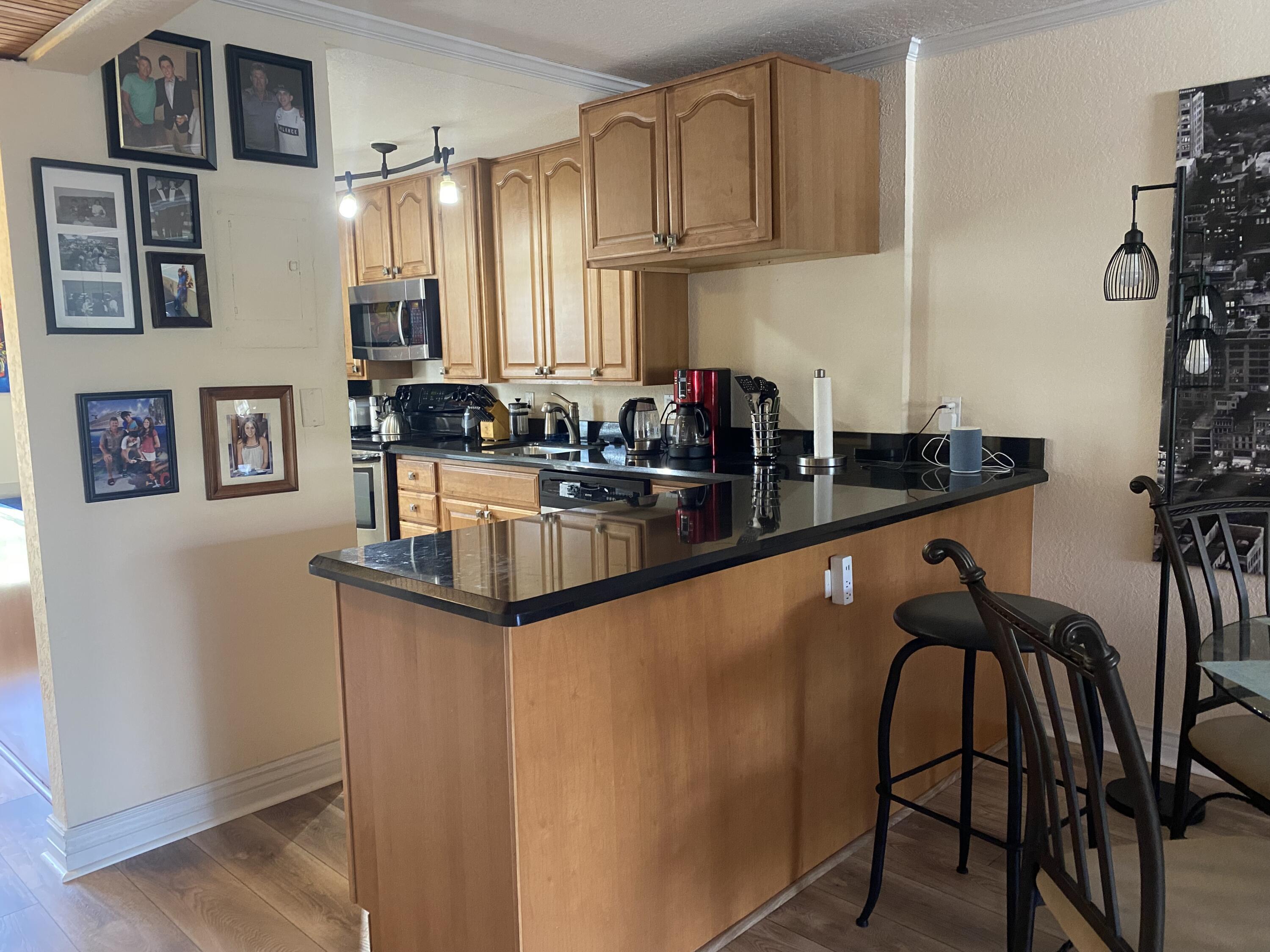 3 Royal Palm Way, Unit 102 Boca Raton, FL 33432 - Photo 24 of 41 IMG_8885