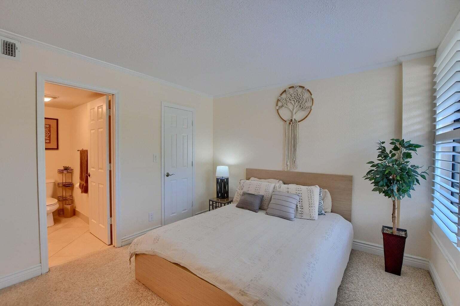 3 Royal Palm Way, Unit 102 Boca Raton, FL 33432 - Photo 27 of 41 20220420194929399597000000-o