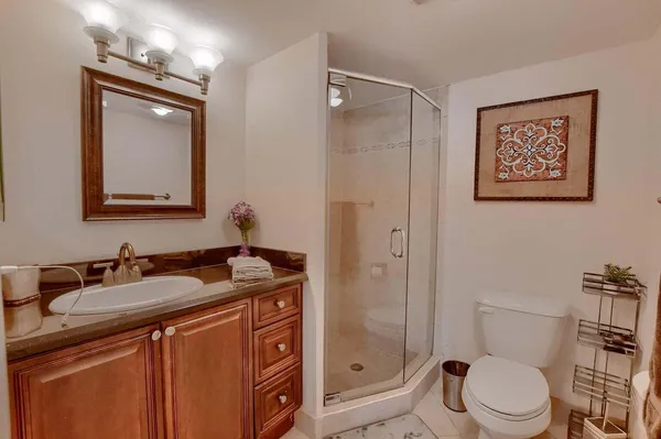 $5,500 | 3 Royal Palm Way, Unit 102, Boca Raton, FL 33432