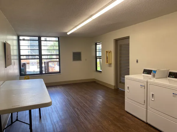 $5,500 | 3 Royal Palm Way, Unit 102, Boca Raton, FL 33432