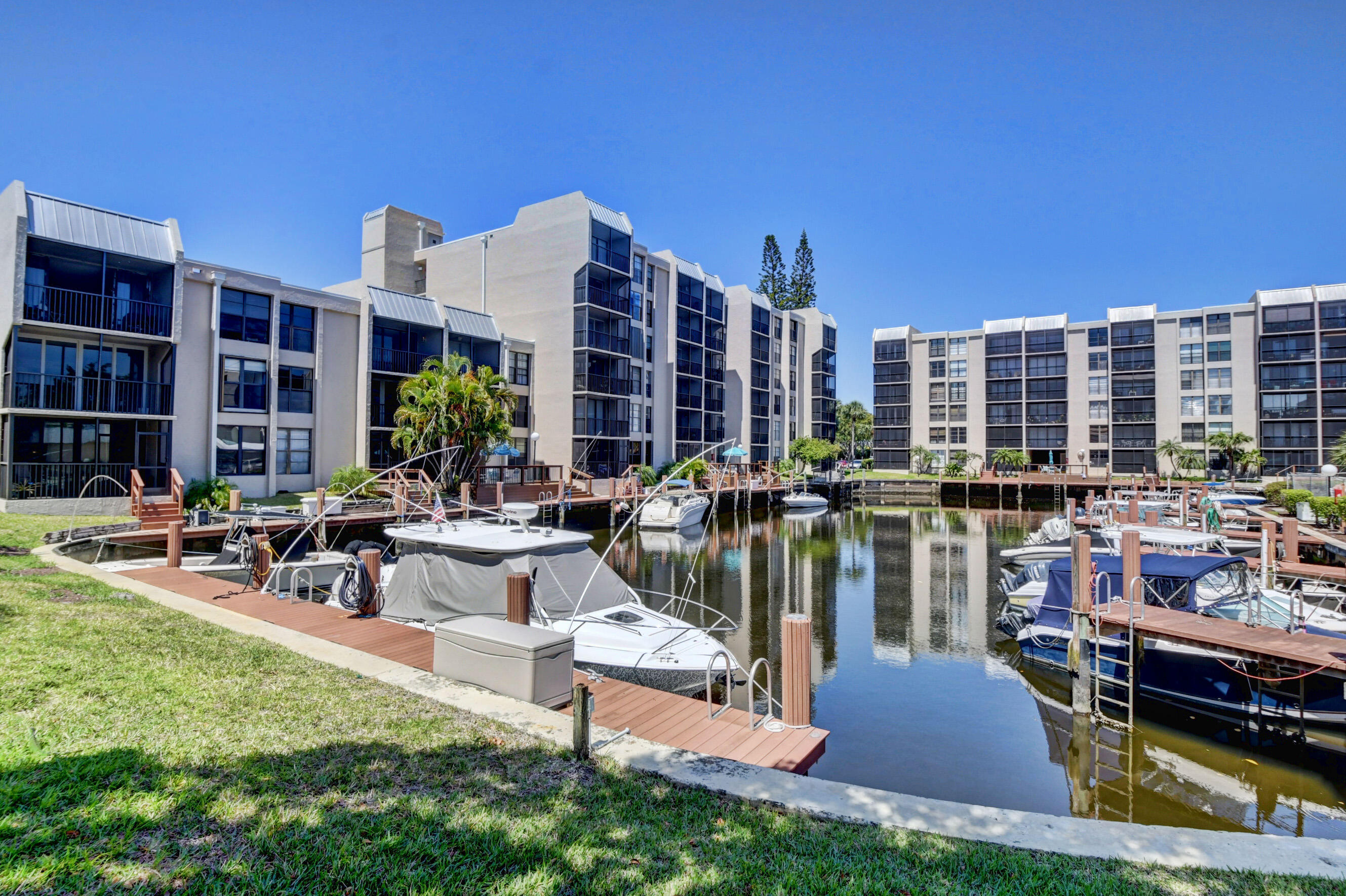 3 Royal Palm Way, Unit 102 Boca Raton, FL 33432 - Photo 35 of 41 45_dsc_9161_2_3_4_5