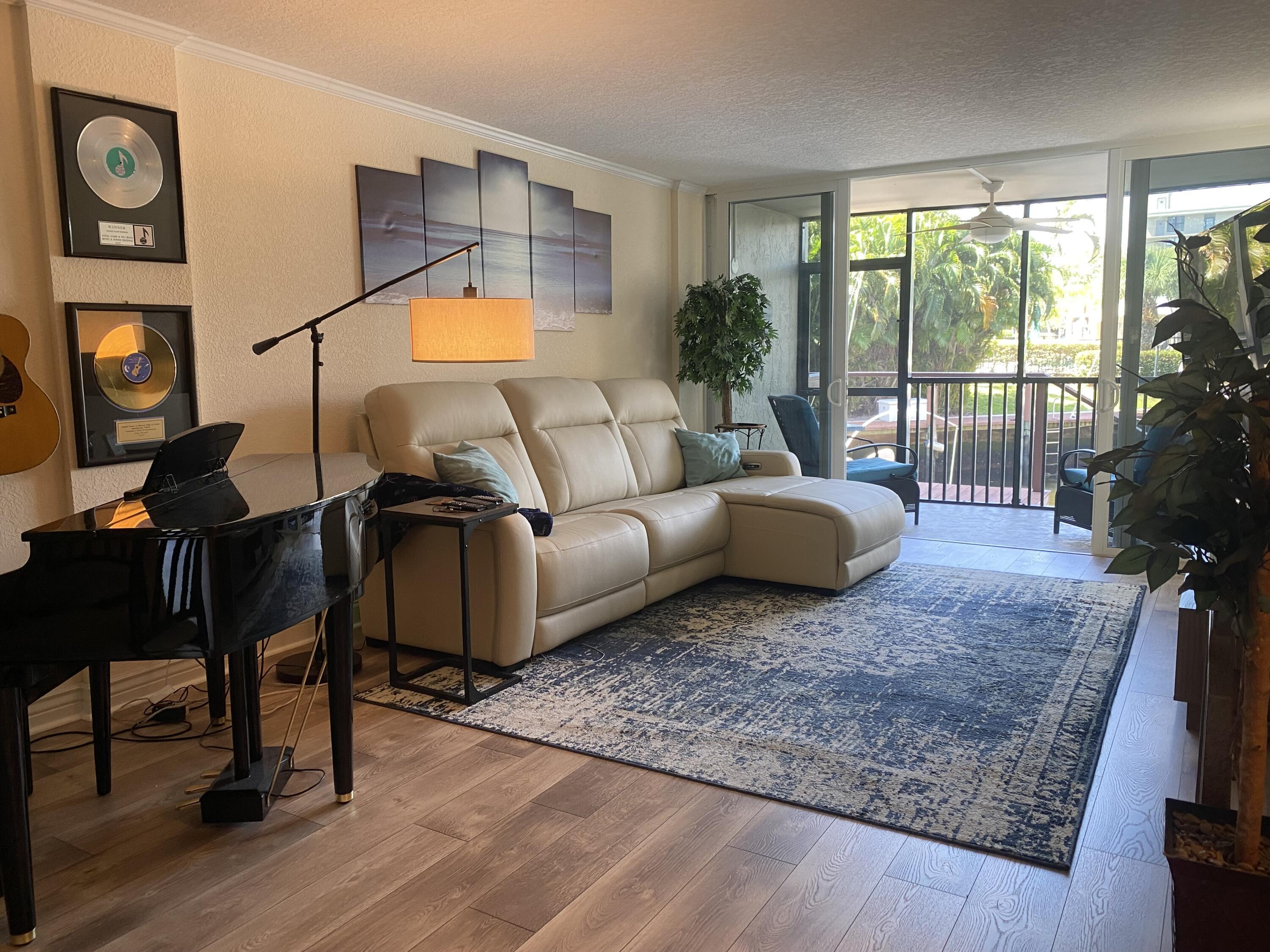 3 Royal Palm Way, Unit 102 Boca Raton, FL 33432 - Photo 9 of 41 IMG_8890