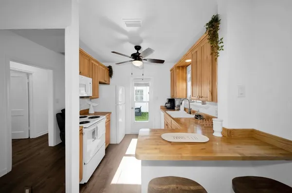 $4,000 | 2317 North Ocean Boulevard, Unit 2319, Fort Lauderdale, FL 33305