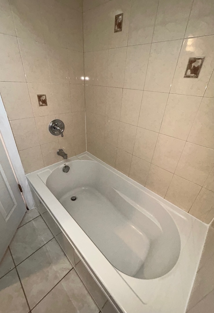 4542 West George Street, Unit 2 Chicago, IL 60641 - Photo 13 of 13