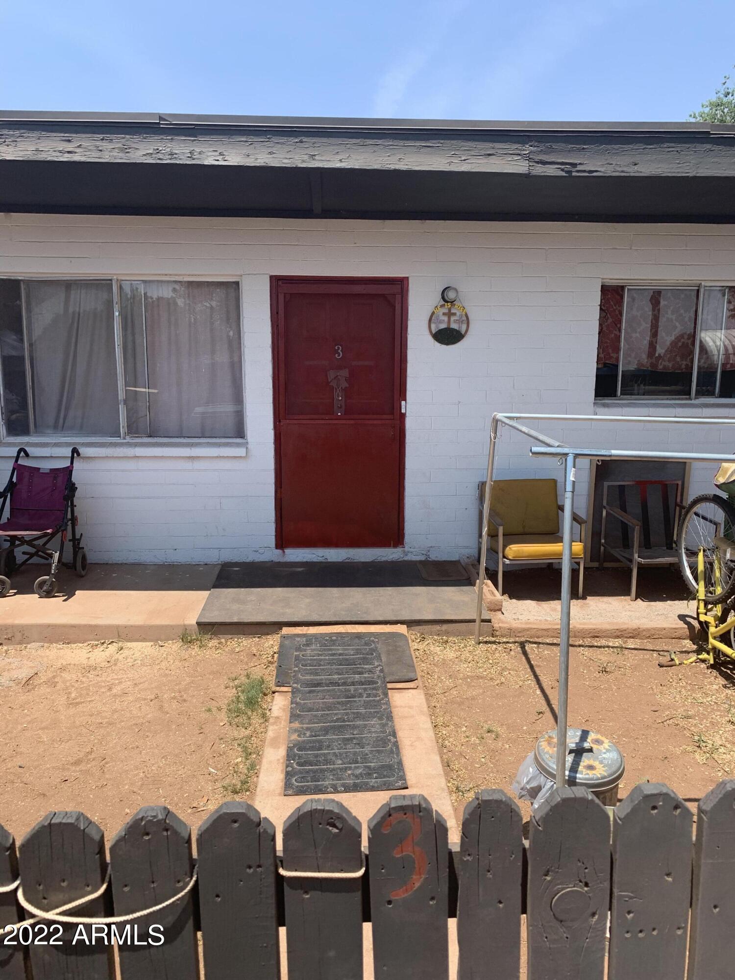 1710 Hill Road Holbrook, AZ 86025 - Photo 3 of 5 IMG_5495