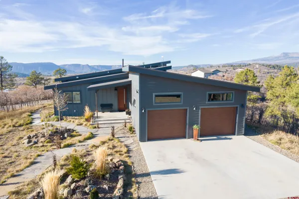 $919,000 | 701 Henry's Lake Drive, Chromo, CO 81128