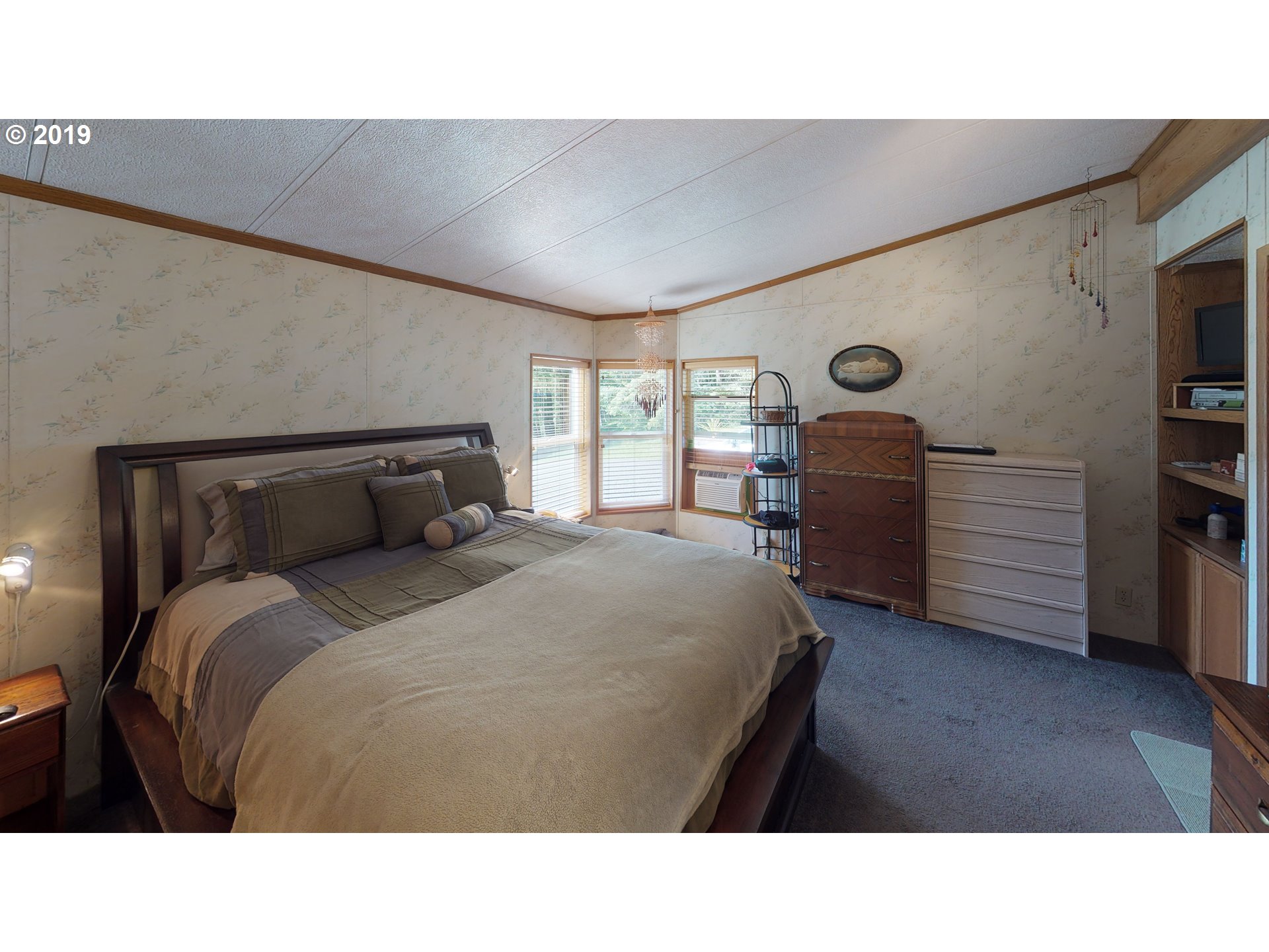 29891 Fox Hollow Road Eugene, OR 97405 - Photo 11 of 22 Gallery Image 11