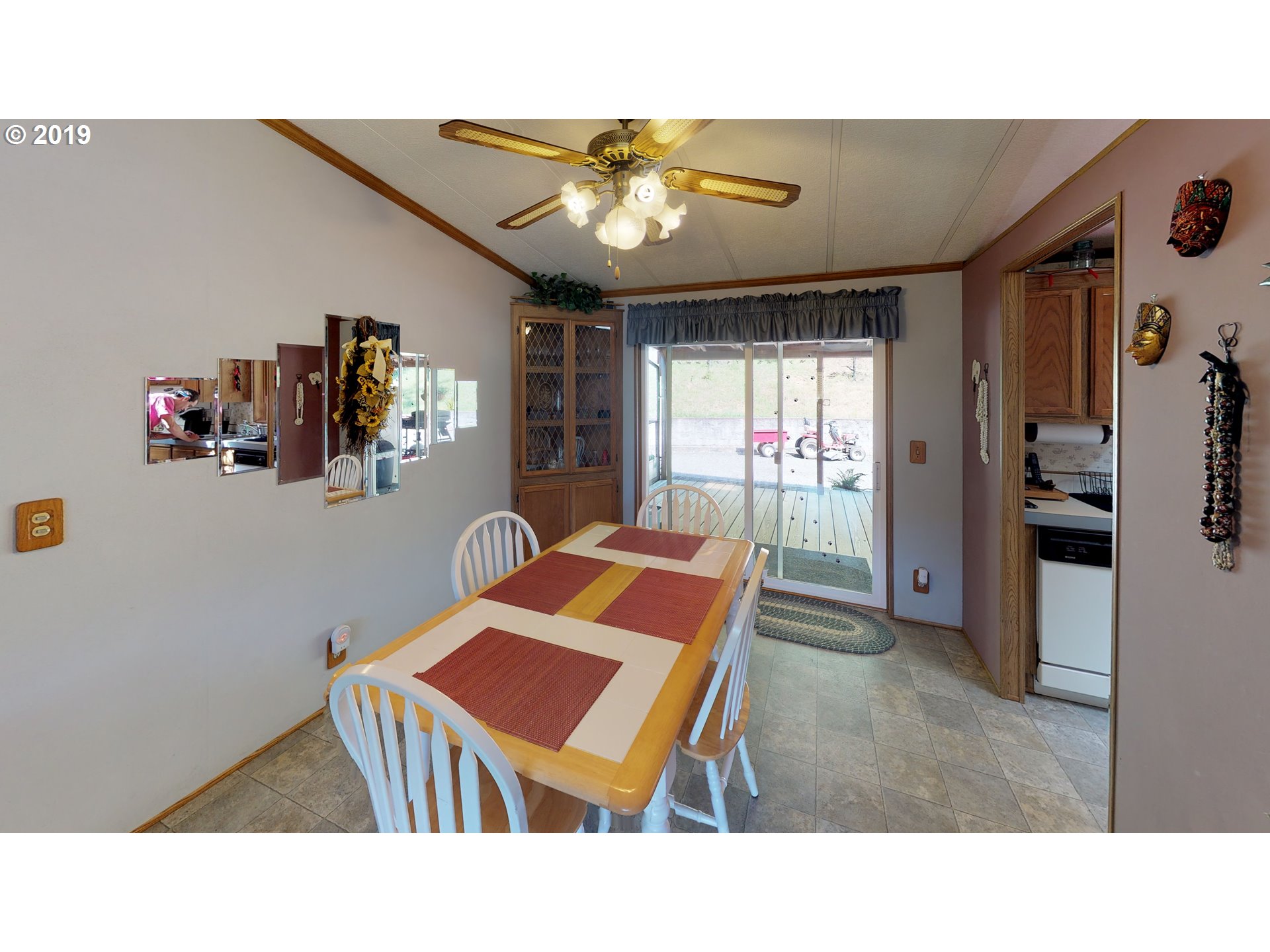 29891 Fox Hollow Road Eugene, OR 97405 - Photo 13 of 22 Gallery Image 13