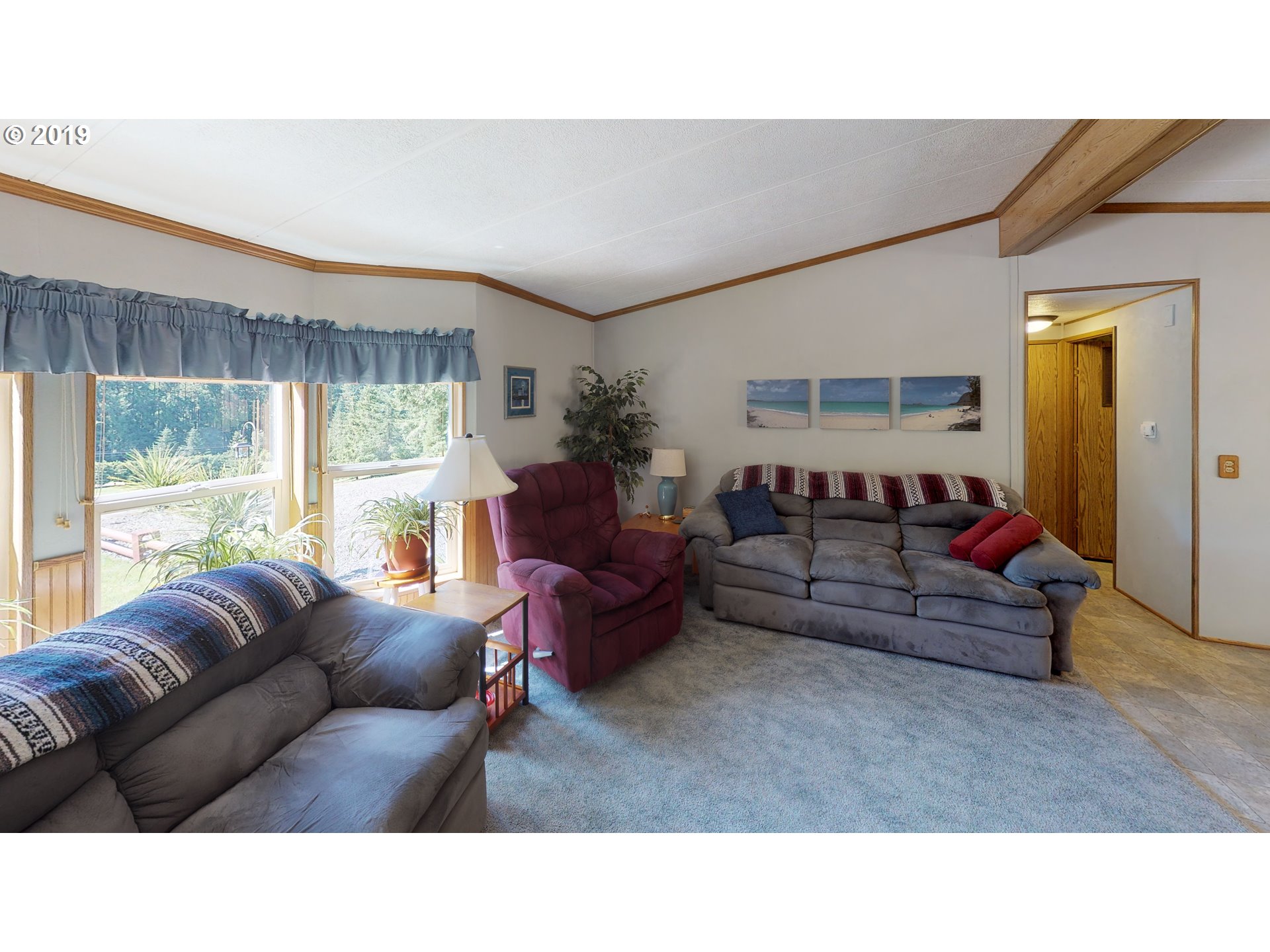 29891 Fox Hollow Road Eugene, OR 97405 - Photo 17 of 22 Gallery Image 17