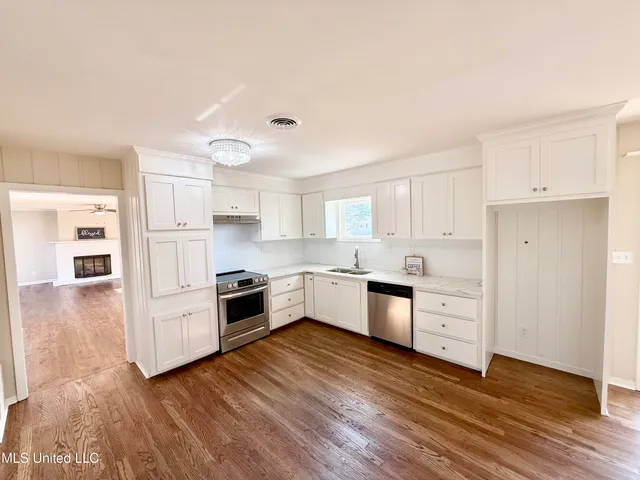 $220,000 | 912 Lee Avenue, Crystal Springs, MS 39059