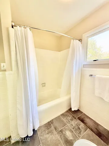 $220,000 | 912 Lee Avenue, Crystal Springs, MS 39059