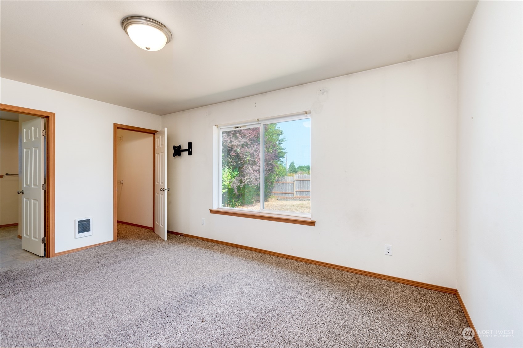37361 Olympic View Road Northeast Hansville, WA 98340 - Photo 18 of 38 Gallery Image 18