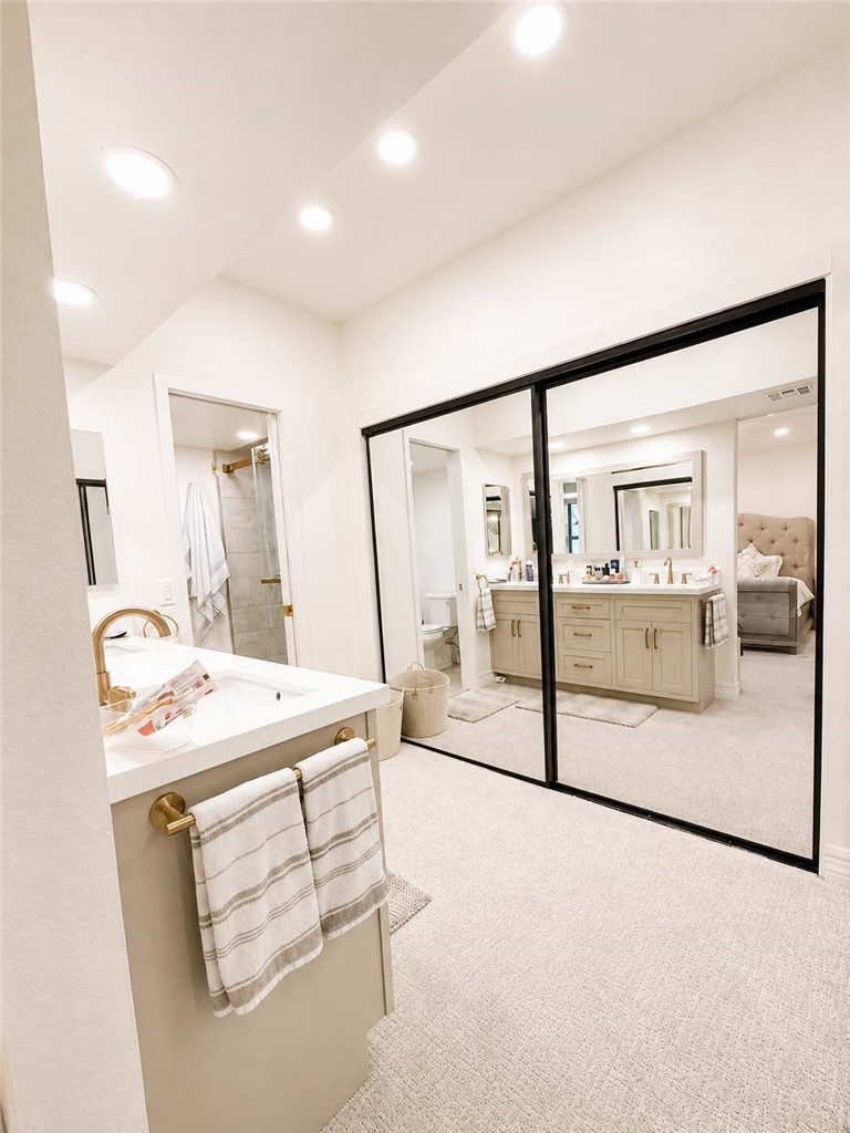 1313 Valley View Road, Unit 202 Glendale, CA 91202 - Photo 19 of 24