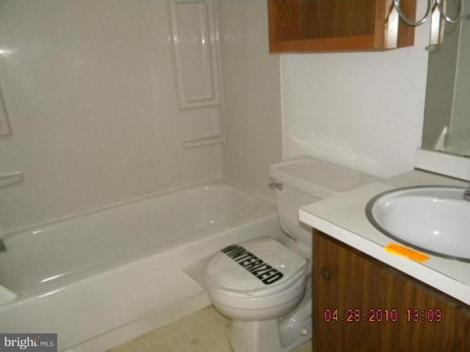 1632 Grason Lane, Unit 18 Crofton, MD 21114 - Photo 7 of 10 Bath #1