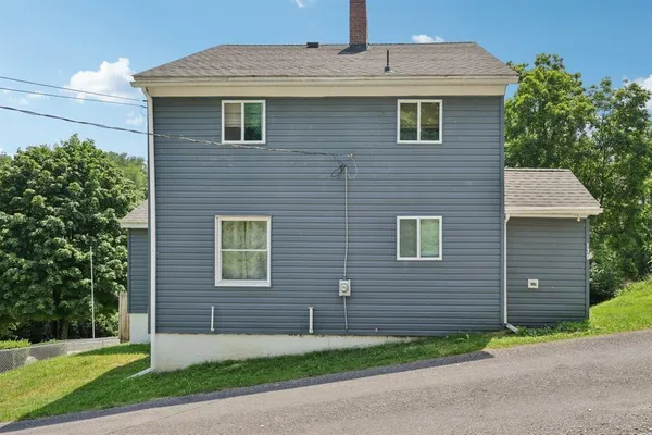 $82,000 | 130 Pershing Boulevard, Nemacolin, PA 15351