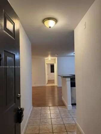 $2,400 | 11211 West Atlantic Boulevard, Unit 208, Coral Springs, FL 33071