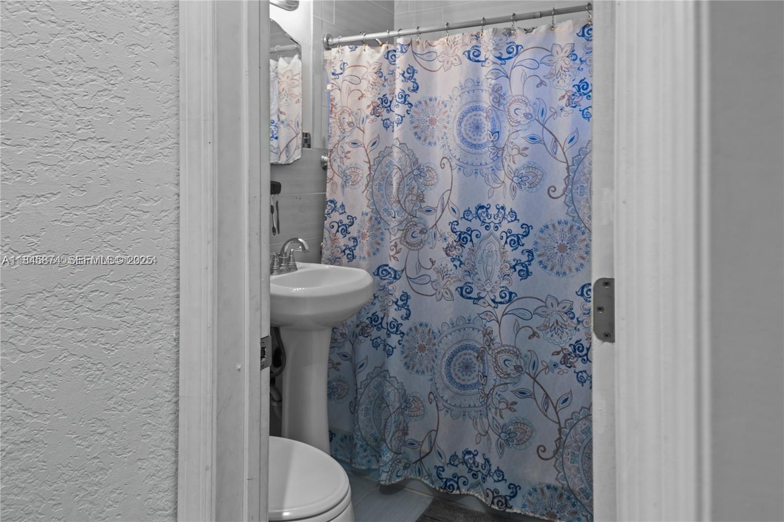 117 West 34th Street Hialeah, FL 33012 - Photo 16 of 27