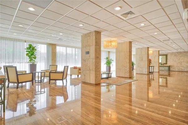 $4,000 | 1985 South Ocean Drive, Unit 17F, Hallandale Beach, FL 33009