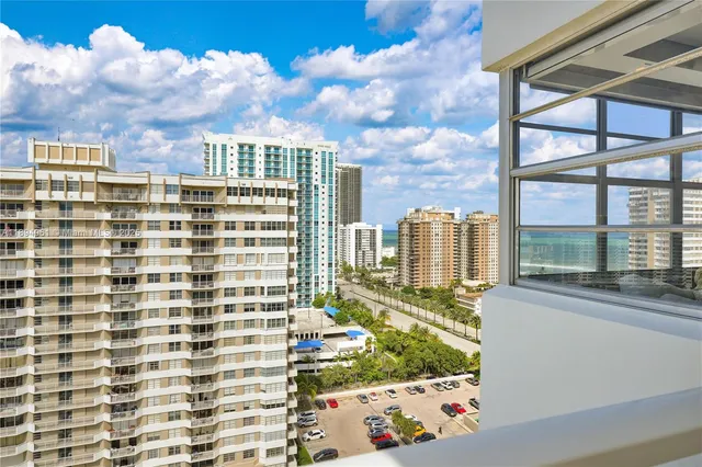 $4,000 | 1985 South Ocean Drive, Unit 17F, Hallandale Beach, FL 33009