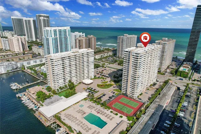 $4,000 | 1985 South Ocean Drive, Unit 17F, Hallandale Beach, FL 33009