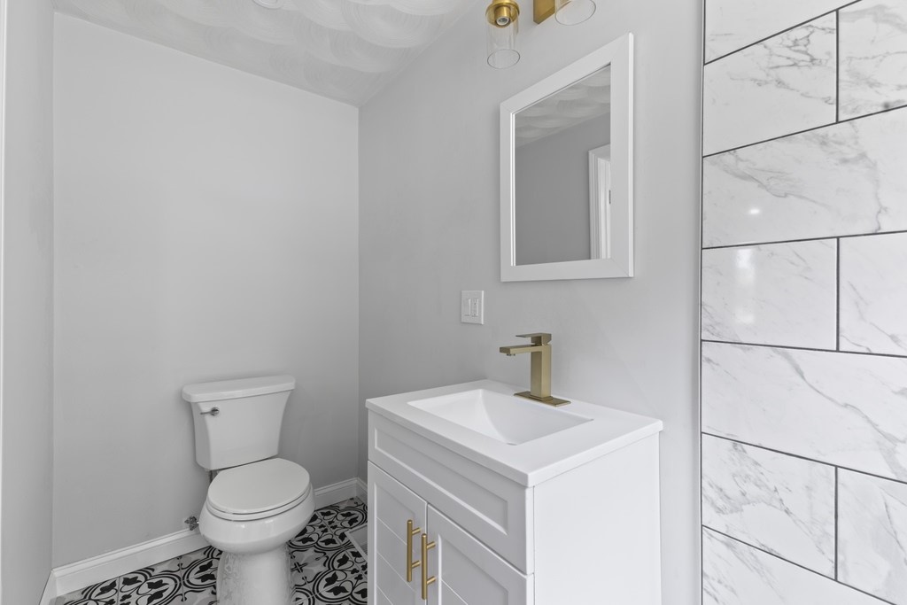 64 Mohawk Street Coventry, RI 02816 - Photo 14 of 36 Gallery Image 14
