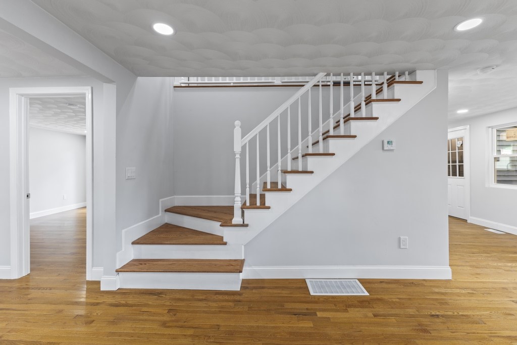 64 Mohawk Street Coventry, RI 02816 - Photo 7 of 36 Gallery Image 7