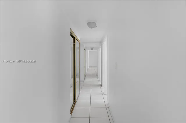 $2,700 | 7441 Wayne Avenue, Unit 11G, Miami Beach, FL 33141