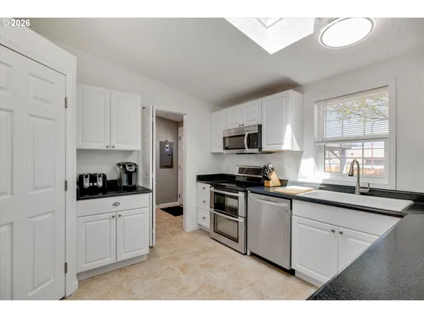 $170,000 | 1111 Southeast 3rd Avenue, Unit 73, Canby, OR 97013
