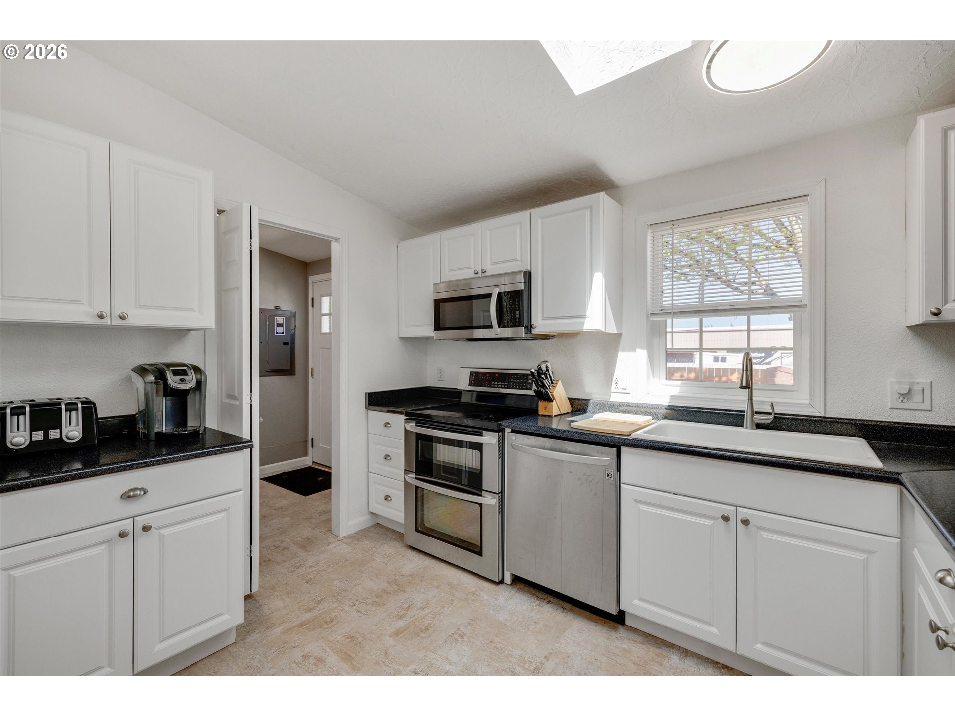 1111 Southeast 3rd Avenue, Unit 73 Canby, OR 97013 - Photo 15 of 38