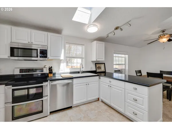 $170,000 | 1111 Southeast 3rd Avenue, Unit 73, Canby, OR 97013