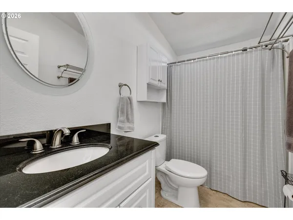 $170,000 | 1111 Southeast 3rd Avenue, Unit 73, Canby, OR 97013