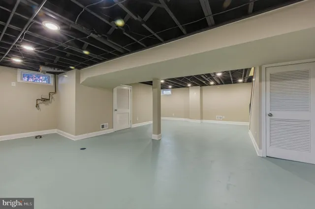 a view of empty room