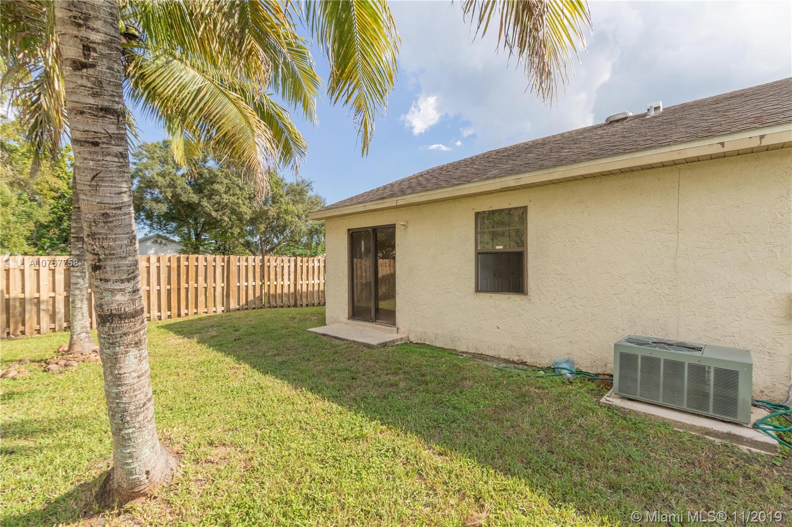11148 Model Circle West Boca Raton, FL 33428 - Photo 15 of 23