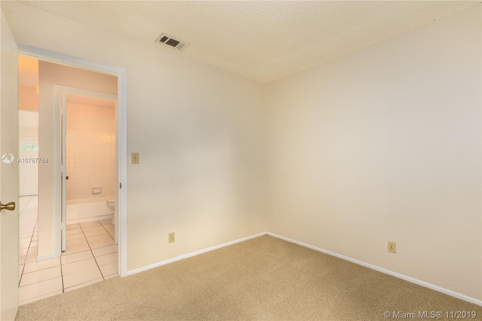 11148 Model Circle West Boca Raton, FL 33428 - Photo 17 of 23