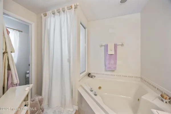 $3,950 | 8 Indrio Boulevard, Satellite Beach, FL 32937