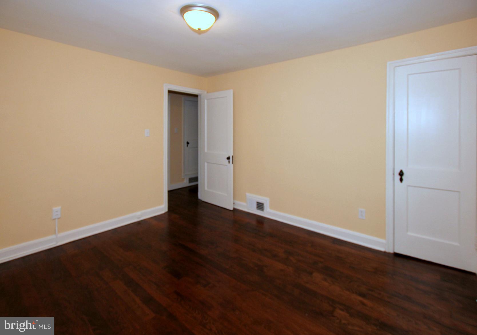 5104 Sunset Road Baltimore, MD 21215 - Photo 13 of 22 Bedroom
