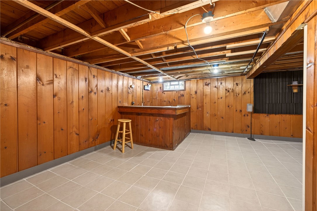 129 Wyndham Road Rochester, NY 14612 - Photo 22 of 31