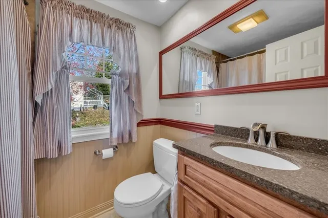 $229,900 | 2801 King Street, Endicott, NY 13760