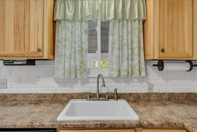 $229,900 | 2801 King Street, Endicott, NY 13760